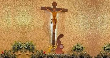 Pachamama as a Monstrance