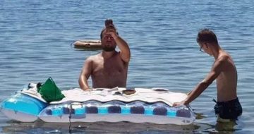 Italian Priest Uses Inflatable Mattress as Altar During Mass in Sea