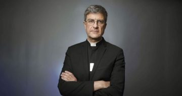 French Bishops Back Gay Blesssings, Saying It’s ‘An Encouragement’