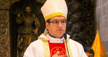 Peruvian Bishop - Accused of 17 Secret Lovers - Exposed By Cleaning Lady