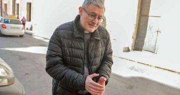 Leo Laicizes Priest Who Dared to Call Francis a ‘Heretic’
